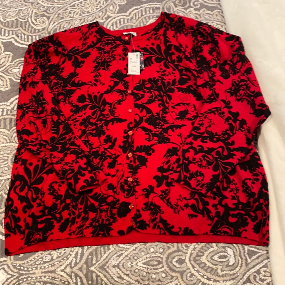 Women’s cardigan sweater